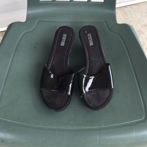 Women’s black patent leather Sz 10